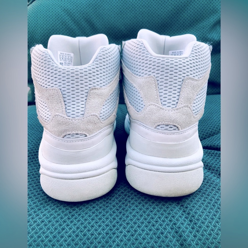 Adidas Yeezy desert boot ‘Salt’. Sz 9.5 mens *Like New - Picture 5 of 6